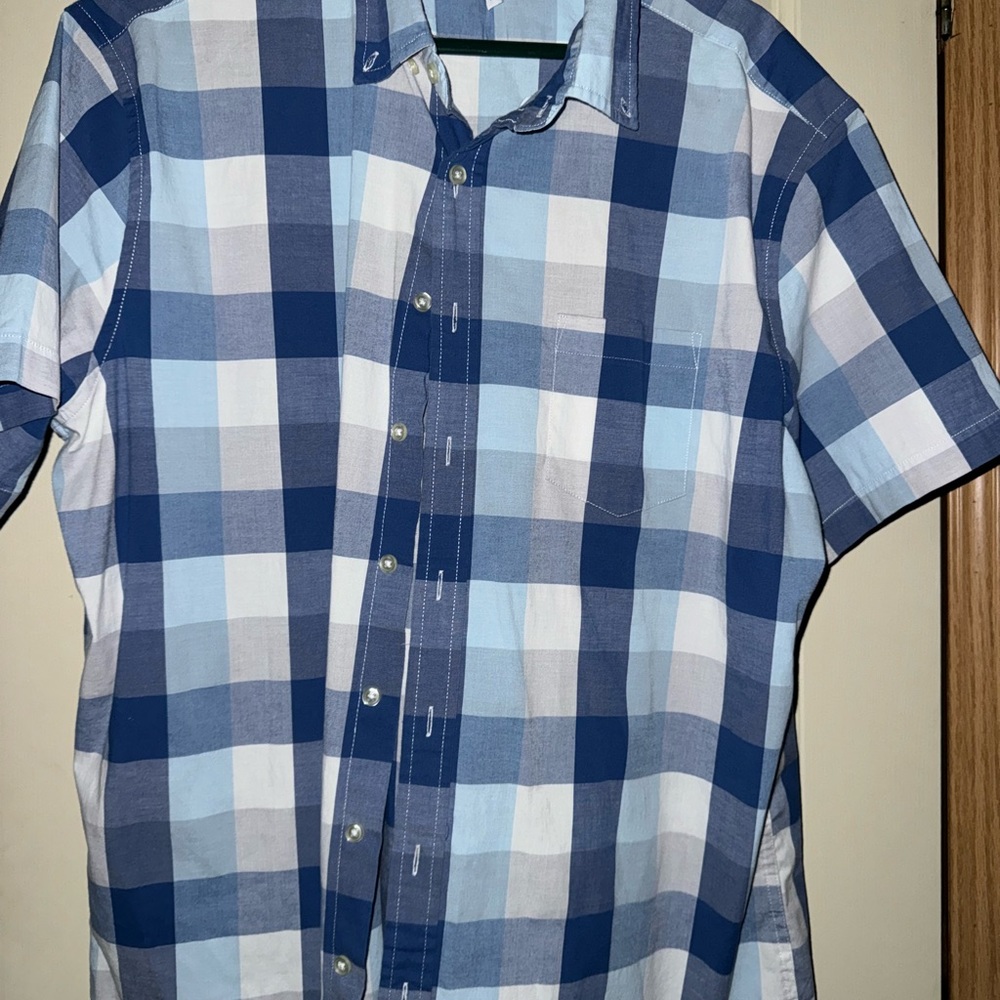 Sonoma short sleeve button up shirt XL